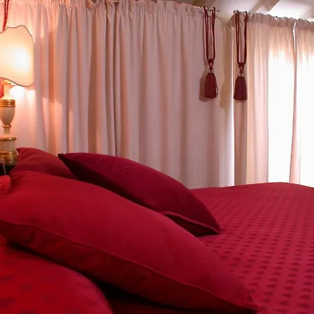 Bed & Breakfast Le Luci 2*